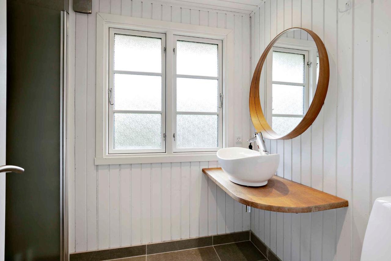 Nyistandsat Sommerhus Med Kaerlighed Og Sjael Kyndelose Luaran gambar